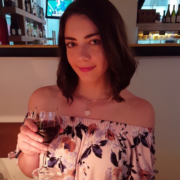 Meet your Posher, Felicia - Picture 8 of 8